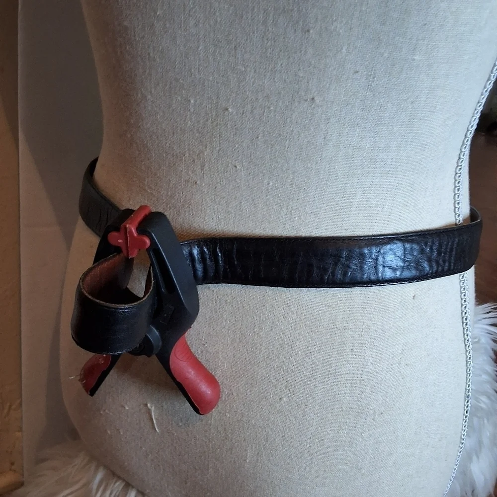 Coach Vintage Black Leather Belt with Gold-Tone Buckle 36